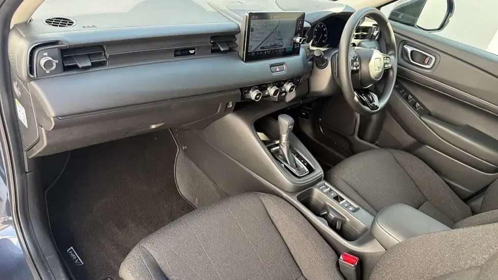 Used Honda HR-V Elegance 131 HP (96 kW) 2023 Grey SUV