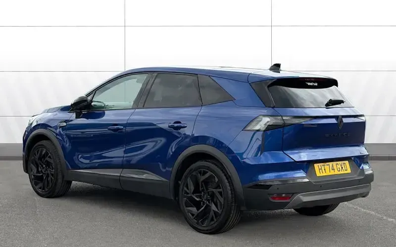 Second-hand Renault Symbioz Iconic Esprit Alpine 143 CP (105 kW) 2025 SUV