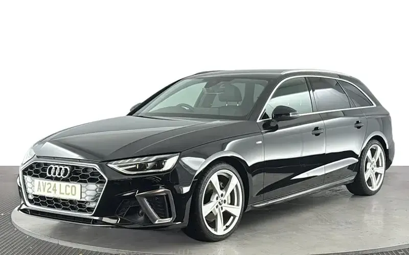 Begagnad Audi A4 S-Line 204 HK (150 kW) 2024 Kombi