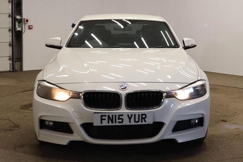Begagnad BMW 320 M Sport 2015 Vit Sedan