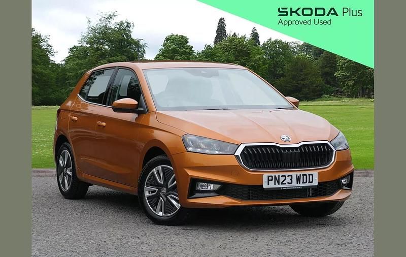 Phoenix orange metallic Used 2023 Skoda Fabia SE L Hatchback | £15,995 (Fair price) - Image 1/4