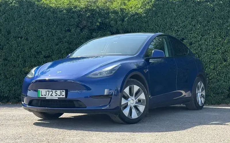 Used Tesla Model Y RWD 219 kW (299 HP) 2023 Blue SUV
