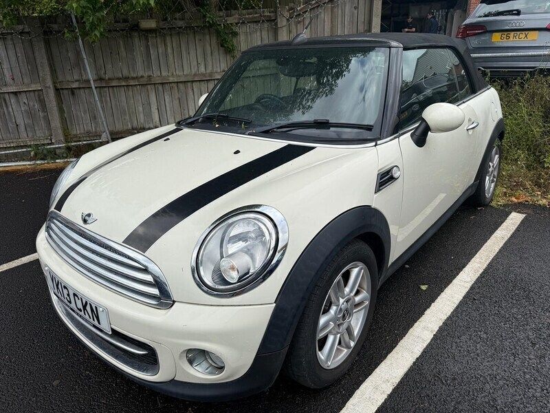 White Used 2013 Mini Cooper D Cabriolet Cabriolet | £1,895 - Image 1/2