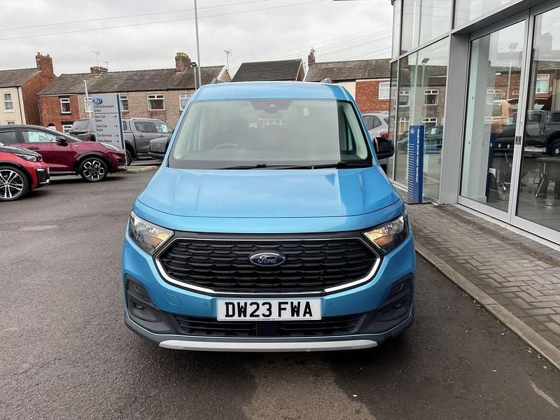 Used Ford Tourneo Connect Active 122 HP (89 kW) 2023 Blue MPV