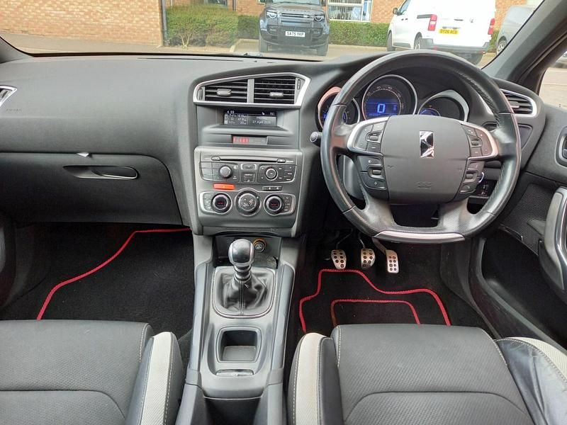 Used Citroën DS4 115 HP (84 kW) 2013 Red Hatchback