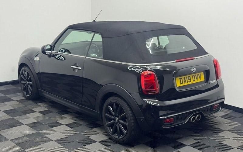 Used Mini Cooper S Cabriolet Classic 192 HP (141 kW) 2019 Black Cabriolet