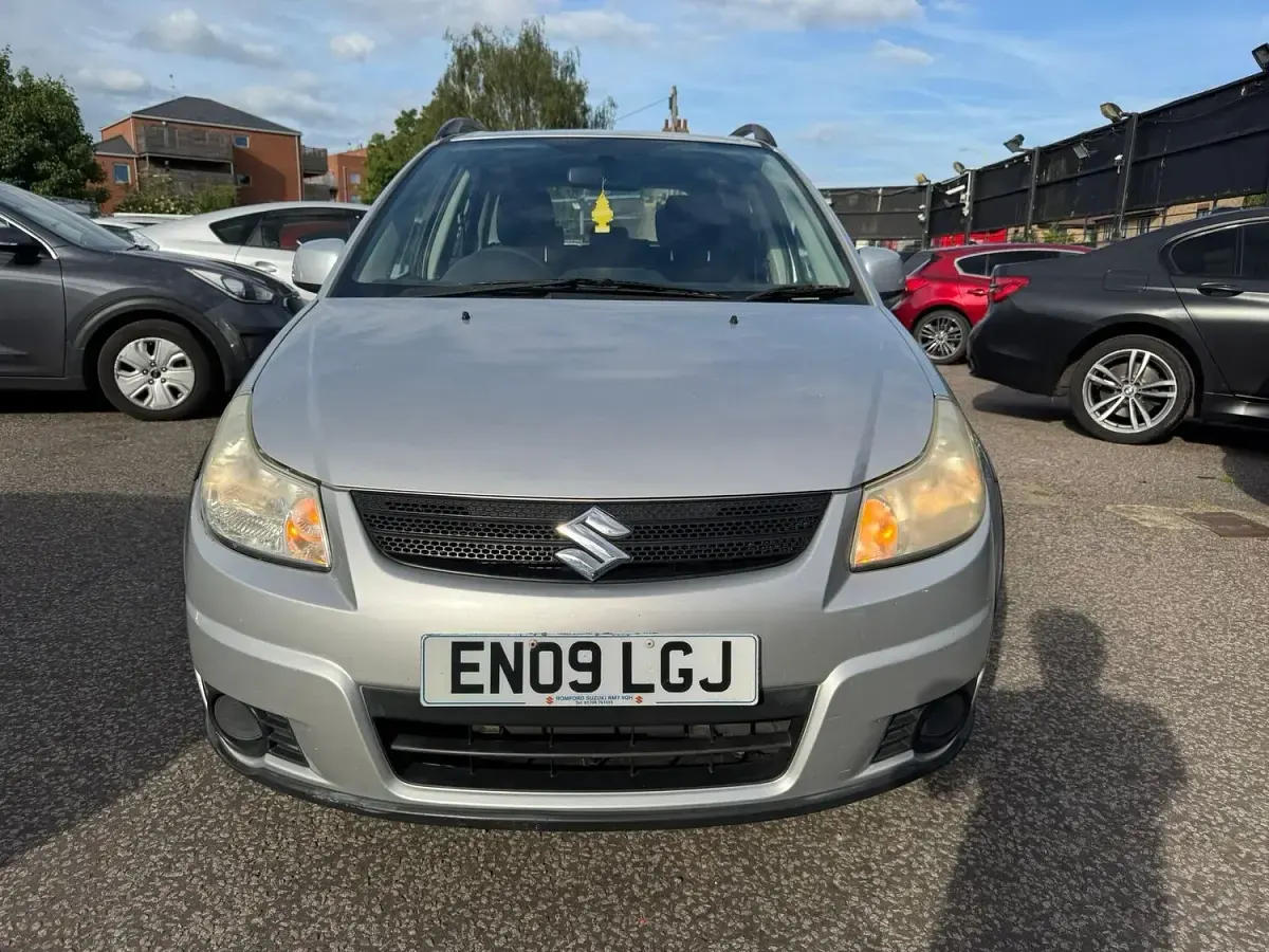 Used Suzuki SX4 GL 2009 Silver Hatchback