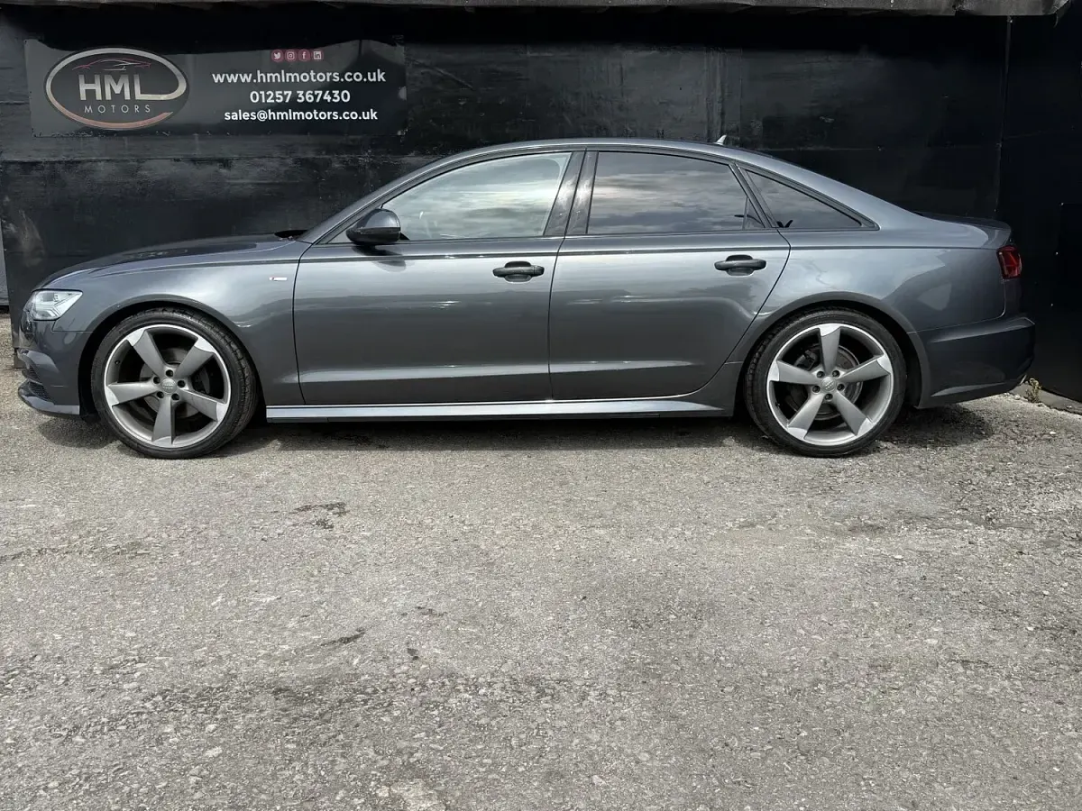 Used Audi A6 Black Edition 190 HP (139 kW) 2016 Grey Sedan