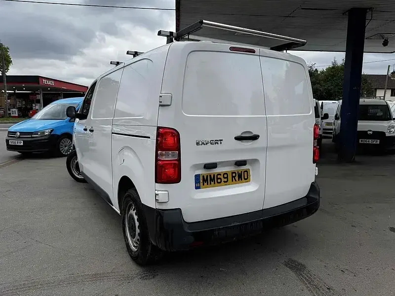 Used Peugeot Expert 2020 White Van