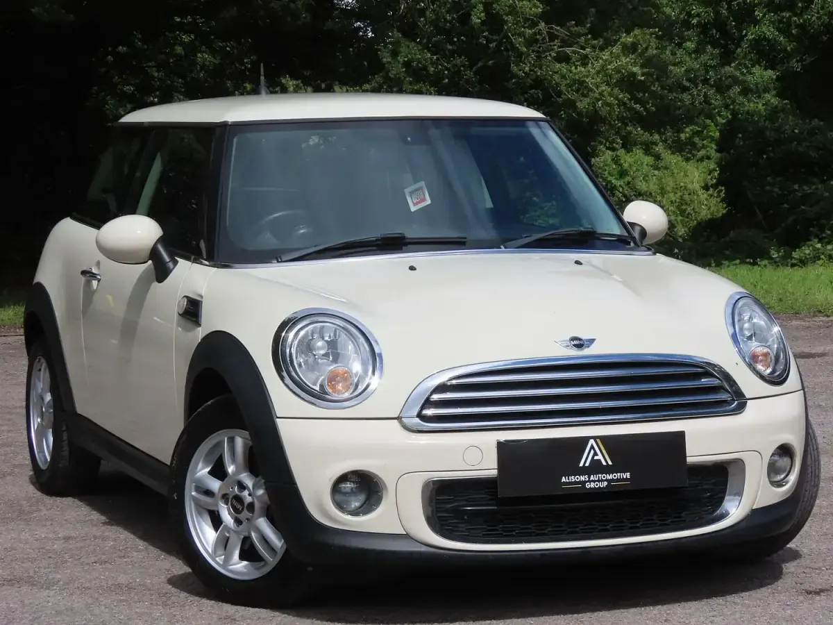 Used Mini One D Hatch 2013 White Hatchback