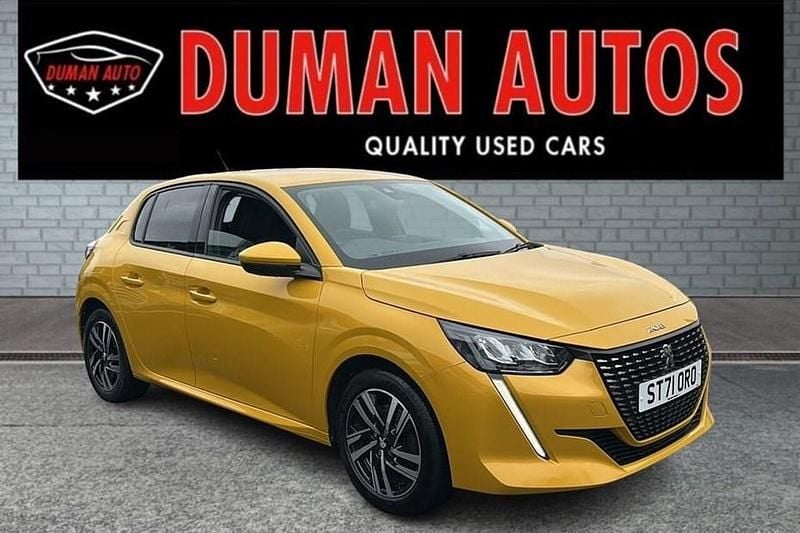 Used Peugeot 208 Allure 100 HP (73 kW) 2021 Yellow Hatchback