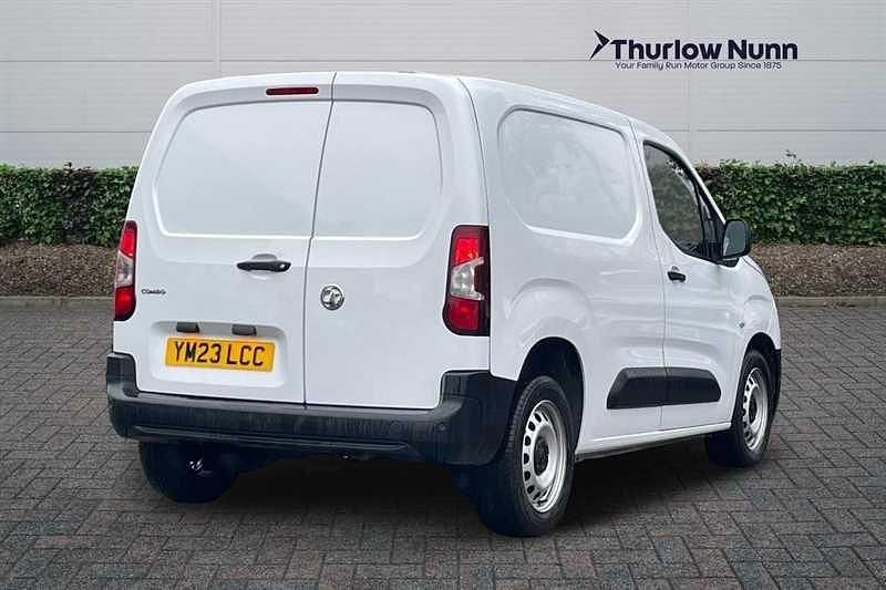 Used Vauxhall Combo S 100 HP (73 kW) 2023 White MPV