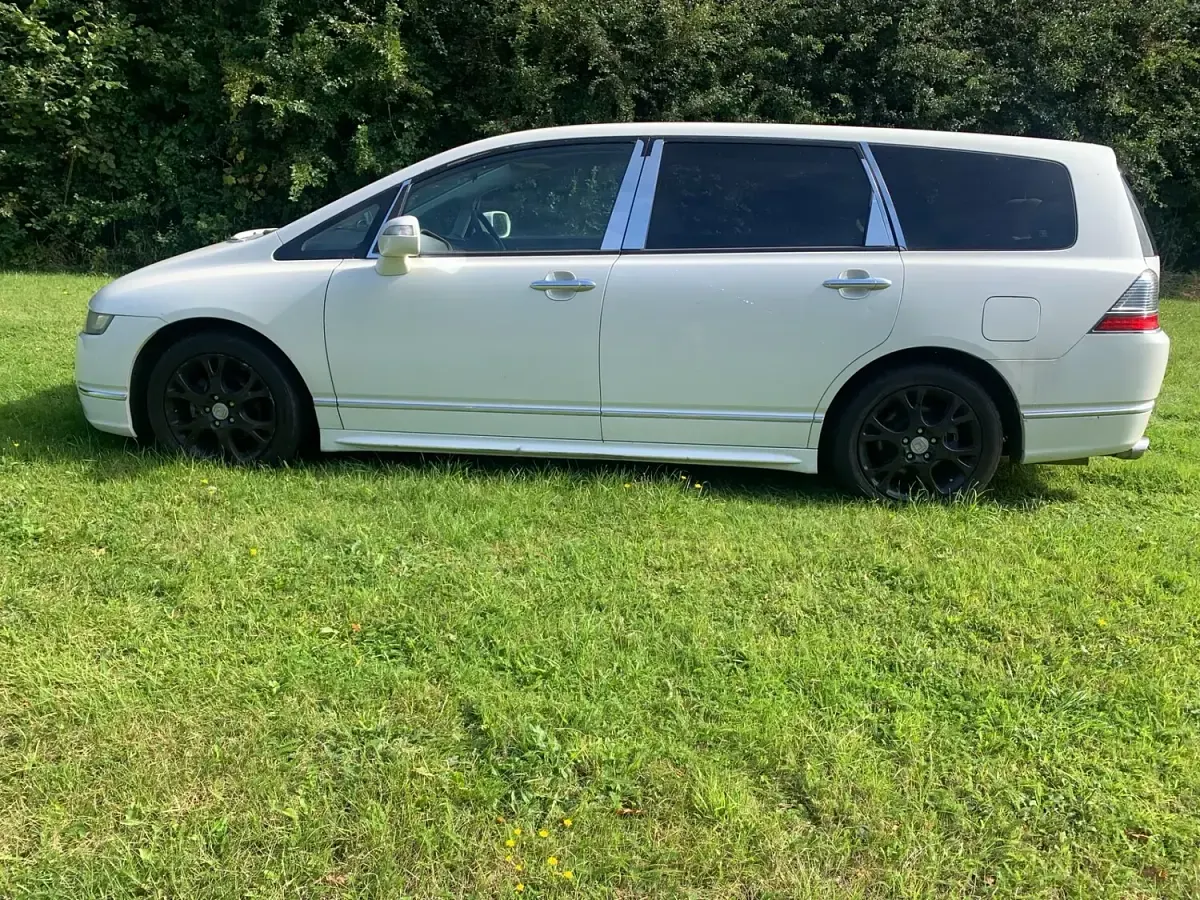 Used Honda Odyssey 2017 White MPV