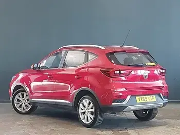 Used MG ZS Excite 106 HP (77 kW) 2019 Red SUV