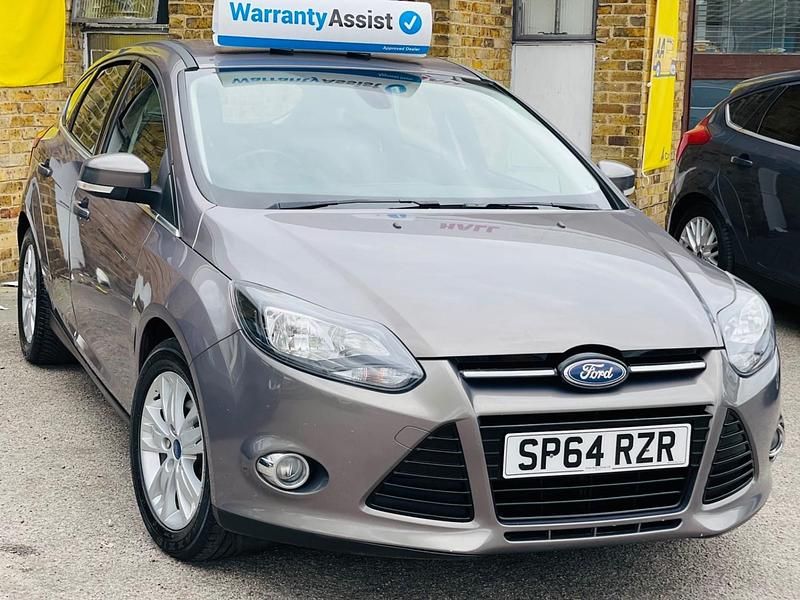 Used Ford Focus Titanium 125 HP (91 kW) 2014 Brown Hatchback