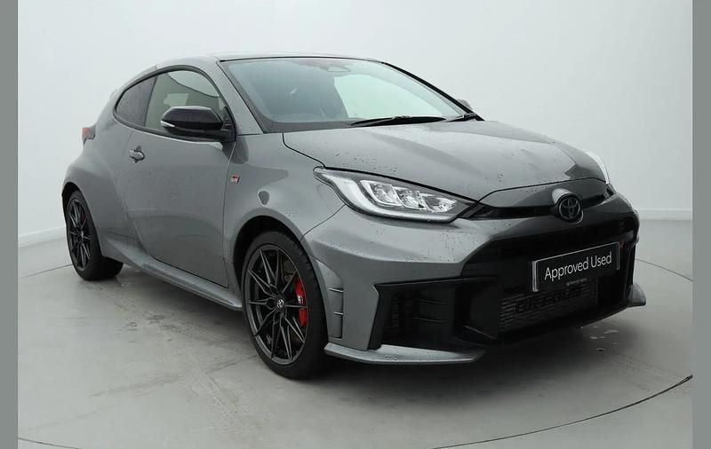 Used Toyota Yaris 280 HP (205 kW) 2024 Grey Hatchback