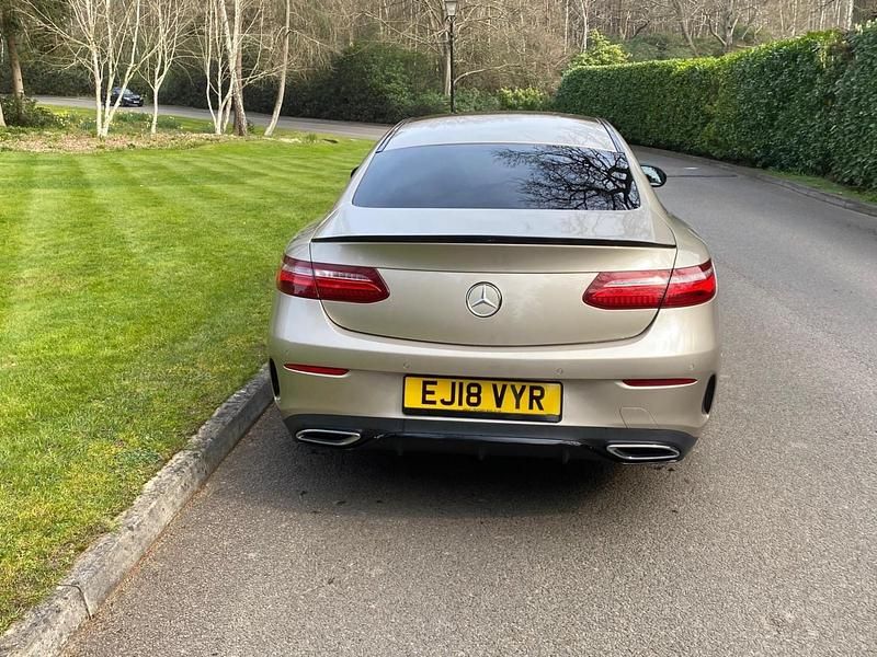 Used Mercedes E220 AMG Line Premium 194 HP (142 kW) 2018 Silver Coupe