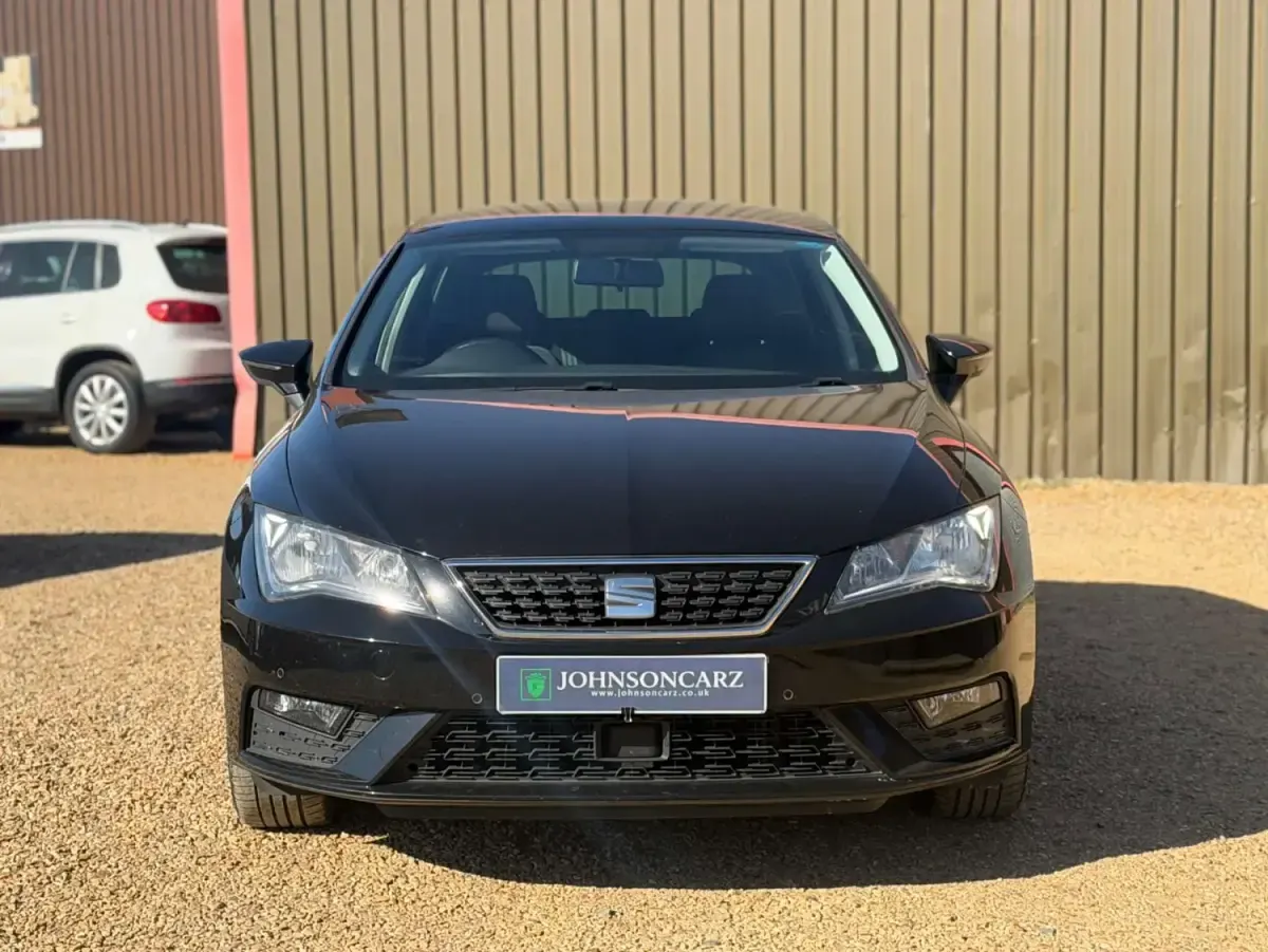 Używany Seat Leon SE Dynamic 115 KM (84 kW) 2018 Czarny Hatchback