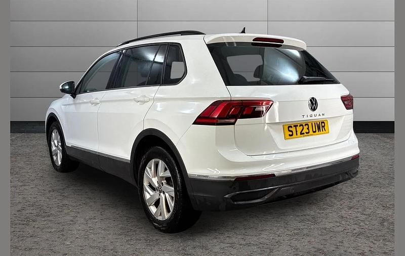 Used VW Tiguan Life 150 HP (110 kW) 2023 White SUV