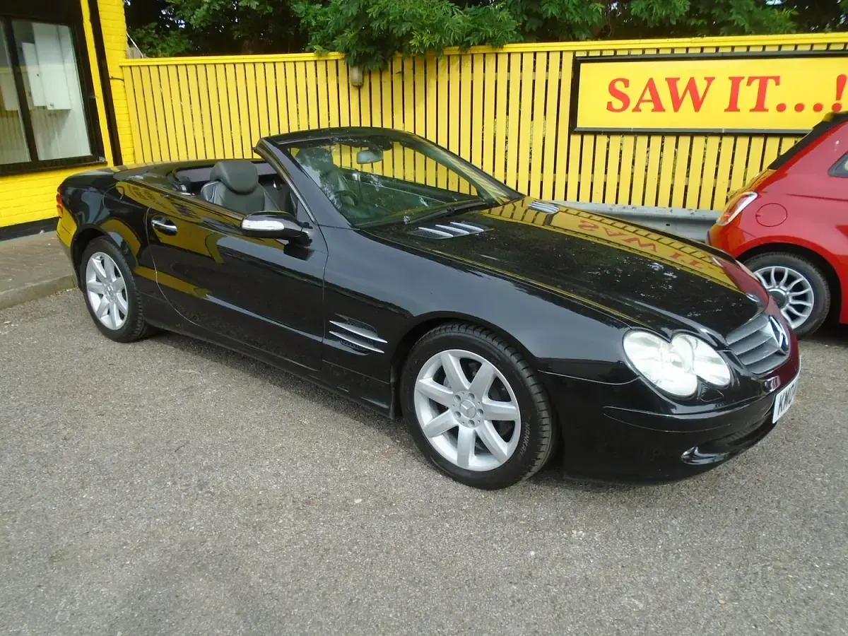 Used Mercedes SL350 245 HP (180 kW) 2004 Black Cabriolet