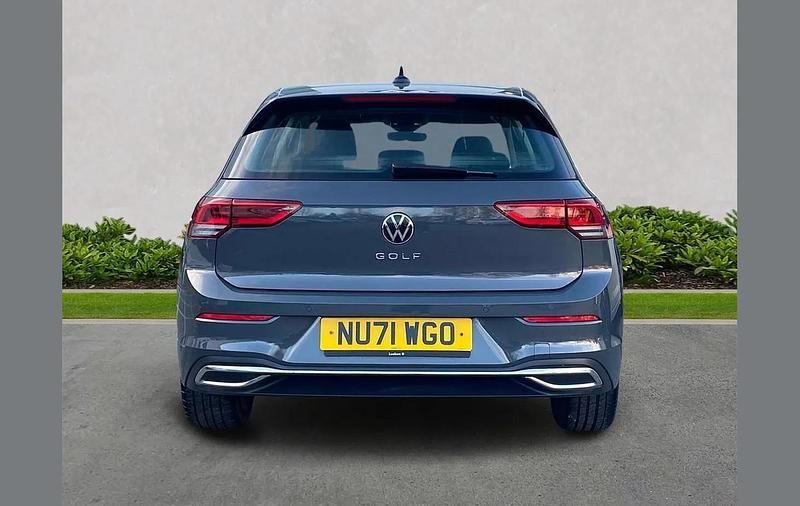 Used VW Golf VIII Style 147 HP (108 kW) 2021 Grey Hatchback