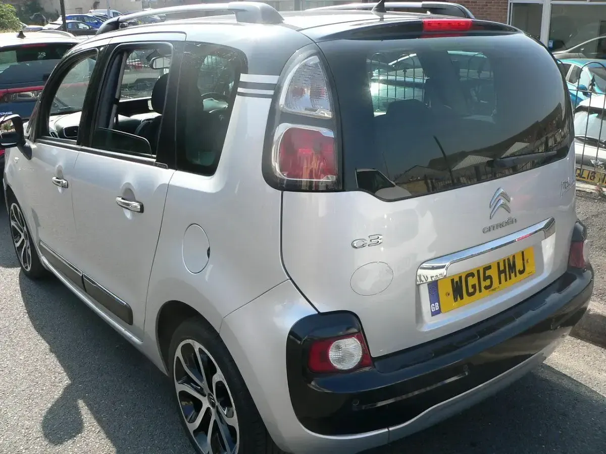 Used Citroën C3 Picasso Exclusive 2015 Silver MPV