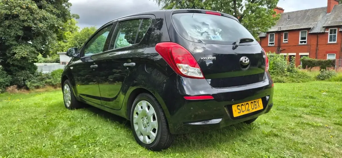 Used Hyundai i20 Classic 2012 Black Hatchback