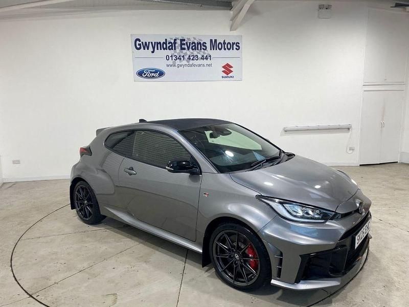 New Toyota Yaris 257 HP (189 kW) 2025 Grey Hatchback