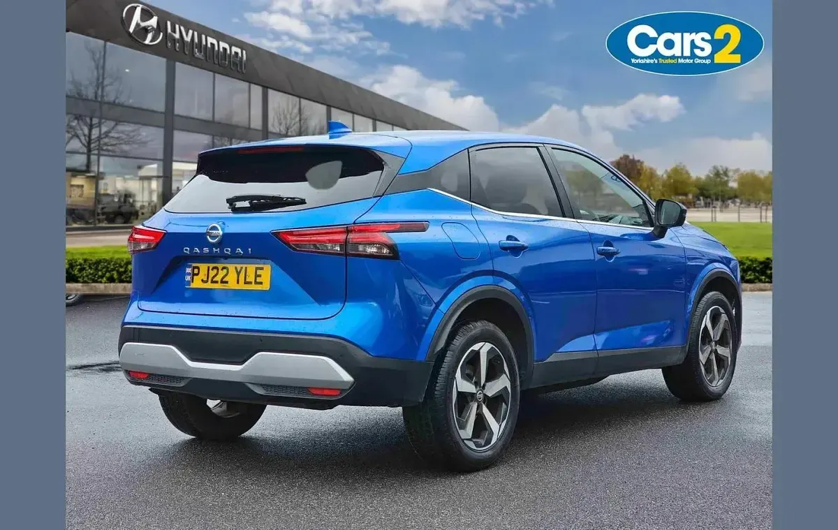 Used Nissan Qashqai N-Connecta 155 HP (114 kW) 2022 Blue SUV