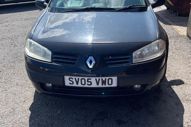 Black Used 2005 Renault Mégane II Expression Hatchback | £925 - Image 1/1