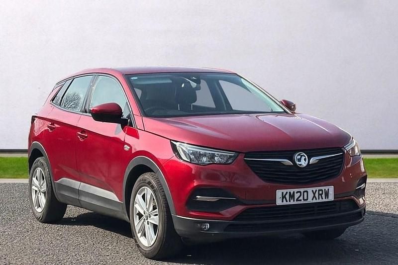 Used Vauxhall Grandland X S 130 HP (95 kW) 2020 Red SUV
