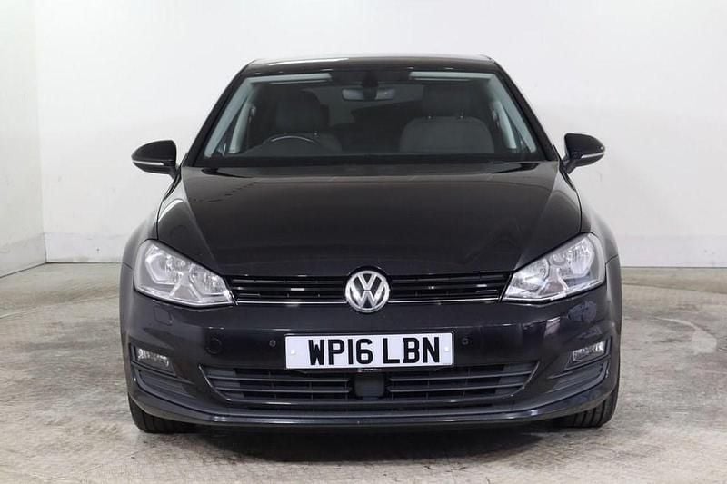 Begagnad VW Golf VII Edition 150 HK (110 kW) 2016 Svart Halvkombi