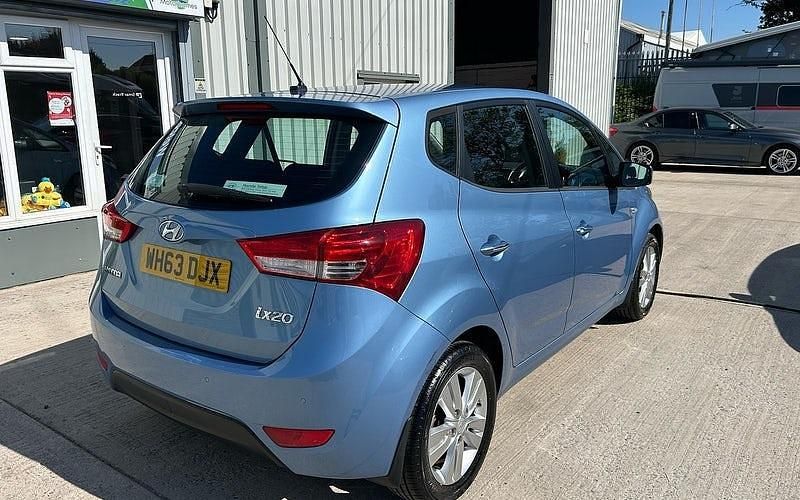 Used Hyundai ix20 Active 90 HP (66 kW) 2015 Hatchback