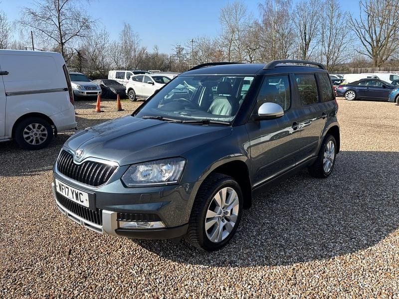 Used Skoda Yeti SE L 110 HP (80 kW) 2017 Grey SUV