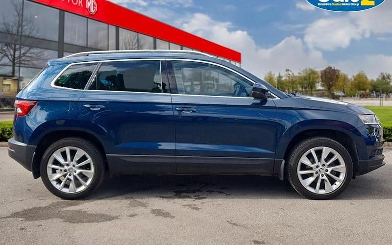 Used 2021 Skoda Karoq SE L SUV | £15,990 (Super price) - Image 1/3