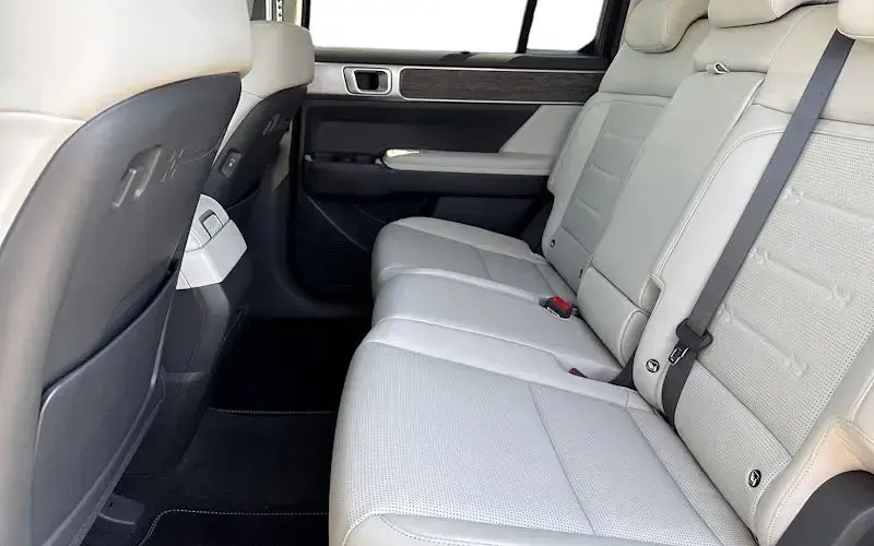 Used Hyundai Santa Fe Premium 215 HP (158 kW) 2025 Grey SUV