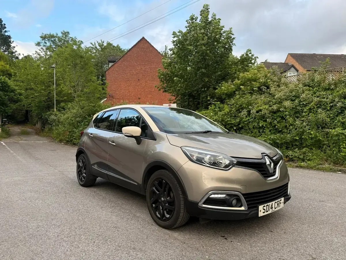Used Renault Captur Dynamique 2014 Beige SUV