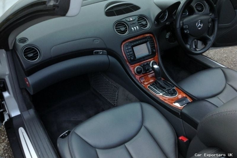 Used Mercedes SL350 245 HP (180 kW) 2004 Cabriolet