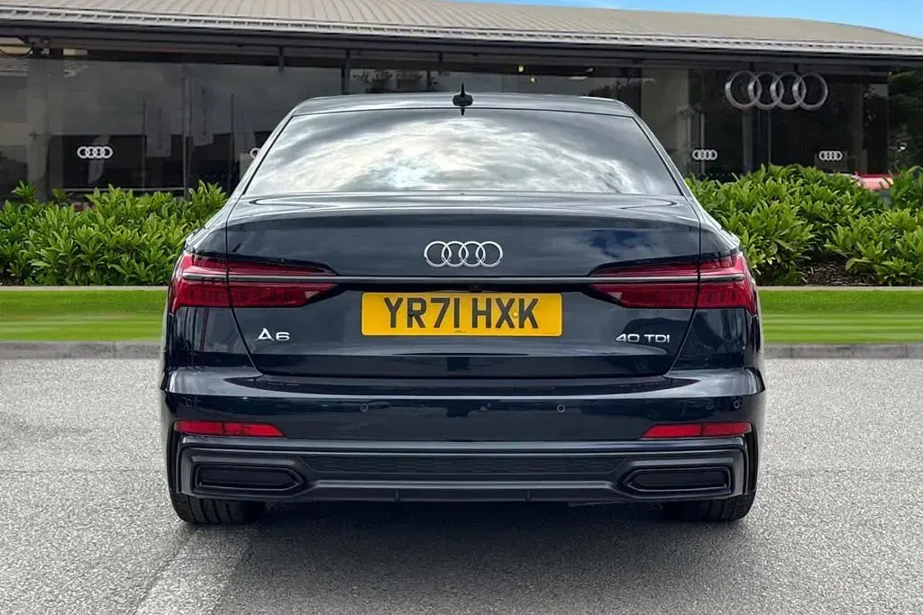 Used Audi A6 Black Edition 204 HP (150 kW) 2021 Blue Sedan