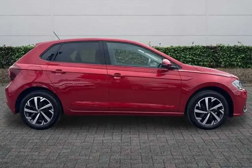 Used VW Polo 95 HP (69 kW) 2024 Hatchback