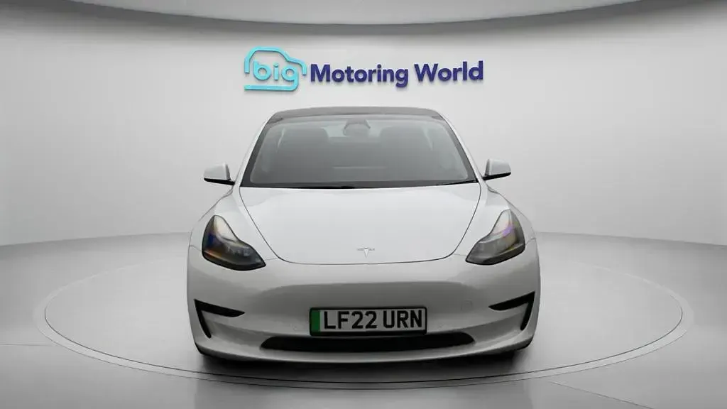 Used Tesla Model 3 Standard Range Plus 177 kW (241 HP) 2022 Sedan