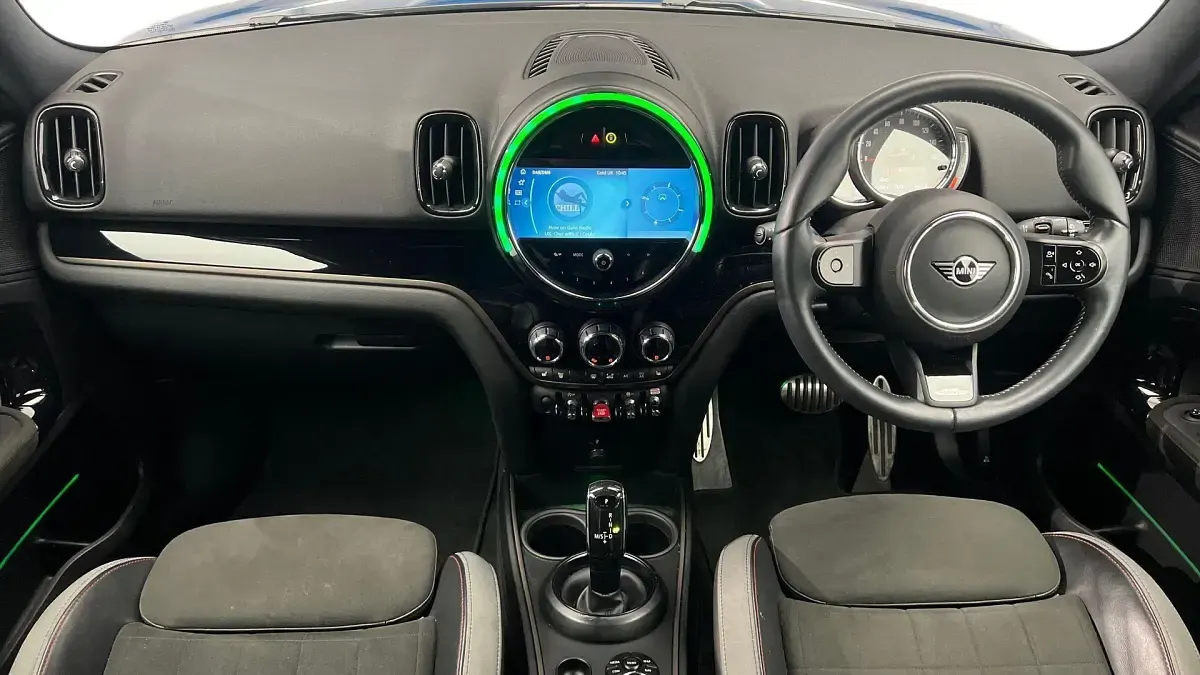 Used Mini Cooper Countryman Sport 134 HP (98 kW) 2023 Blue SUV