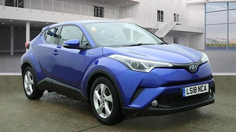 Second-hand Toyota C-HR 2018 Albastru SUV