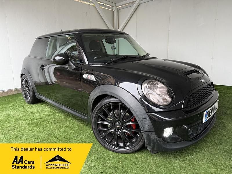 Black Used 2011 Mini Cooper S Hatch Hatchback | £2,995 (Fair price) - Image 1/4