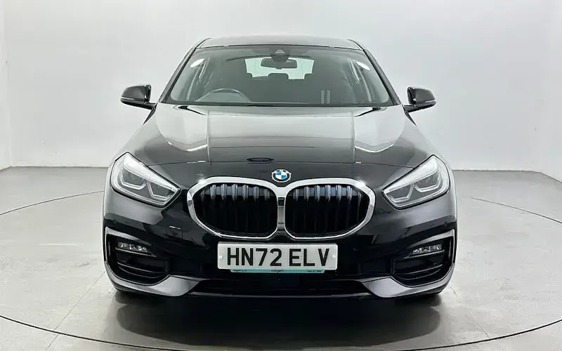 Used BMW 118 Sport Line 136 HP (100 kW) 2024 Hatchback