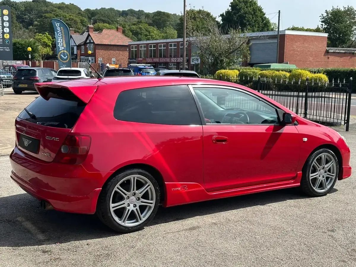 Begagnad Honda Civic Type R 2003 Röd Halvkombi