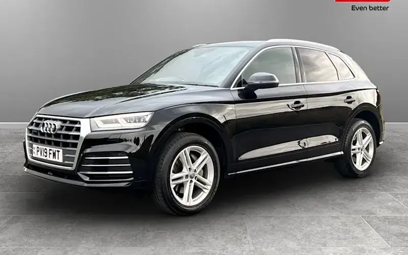 Used Audi Q5 S-Line 190 HP (139 kW) 2019 Black SUV