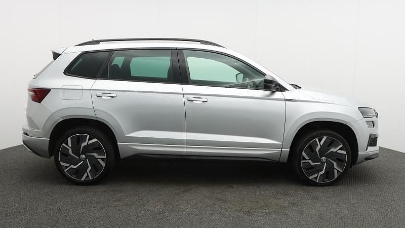 Used Skoda Karoq SportLine 150 HP (110 kW) 2023 Brilliant silver metallic SUV
