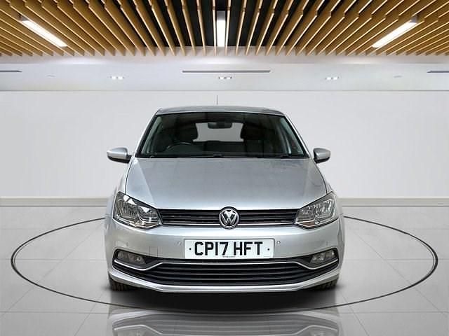 Used VW Polo Edition 90 HP (66 kW) 2017 Silver Hatchback