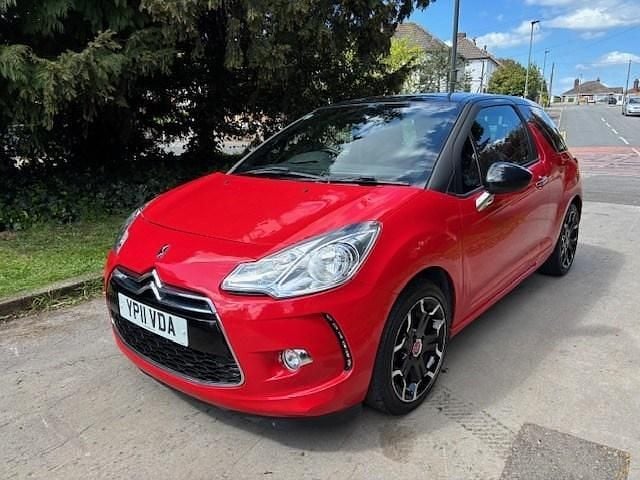 Used Citroën DS3 2011 Red Hatchback